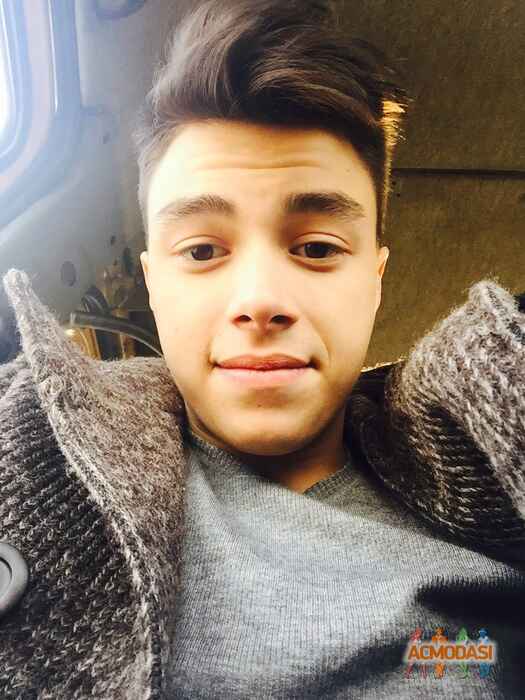 Владислав  Андреевич фото №857884. Загружено 06 Мая 2015