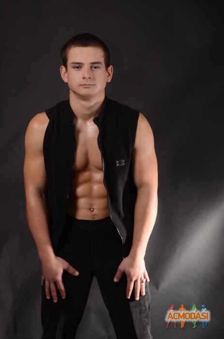 Олег Олеговичь Ищук фото №584611. Загружено 30 Января 2014