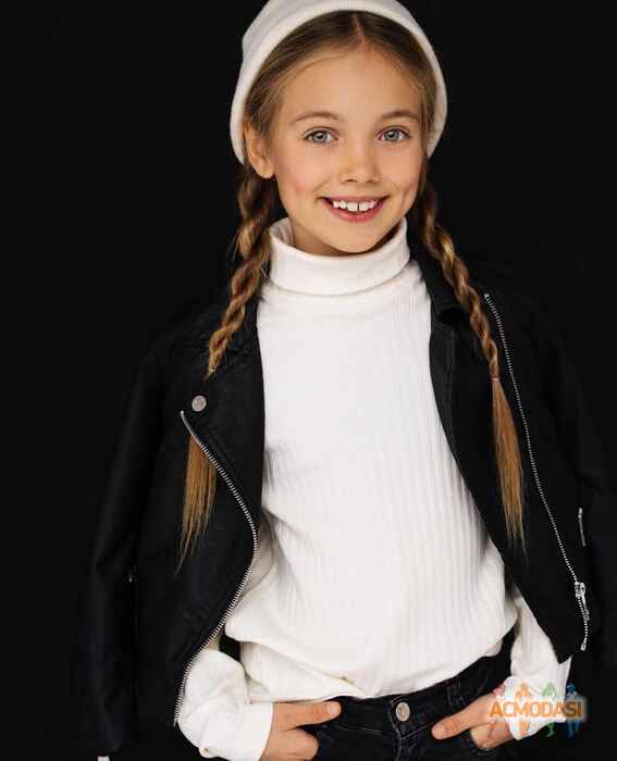 Милана Александровна Варакина фото №1682568. Загружено 14 Февраля 2021