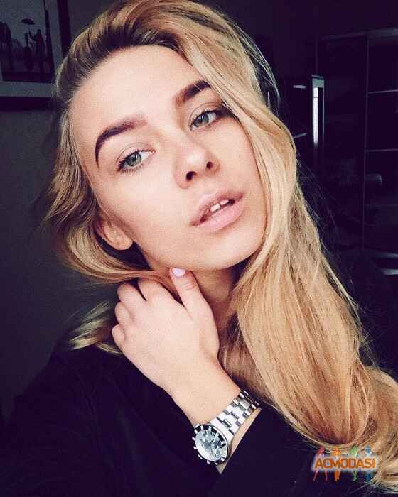Дарья Владиславовна Михайлова фото №1166787. Загружено 08 Апреля 2017