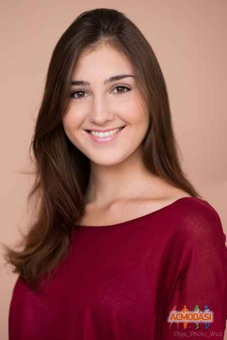 Диана Дмитриевна Дарчиева фото №915715. Загружено 03 Сентября 2015