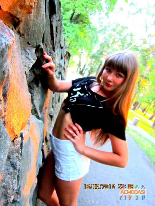 Олеся Тимофеевна Осипенко фото №963048. Загружено 02 Декабря 2015