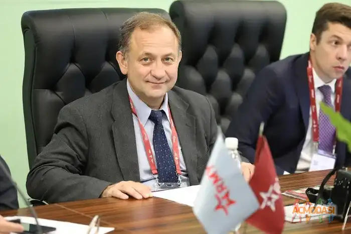 Михаил   фото №1938311. Загружено 09 Октября 2025