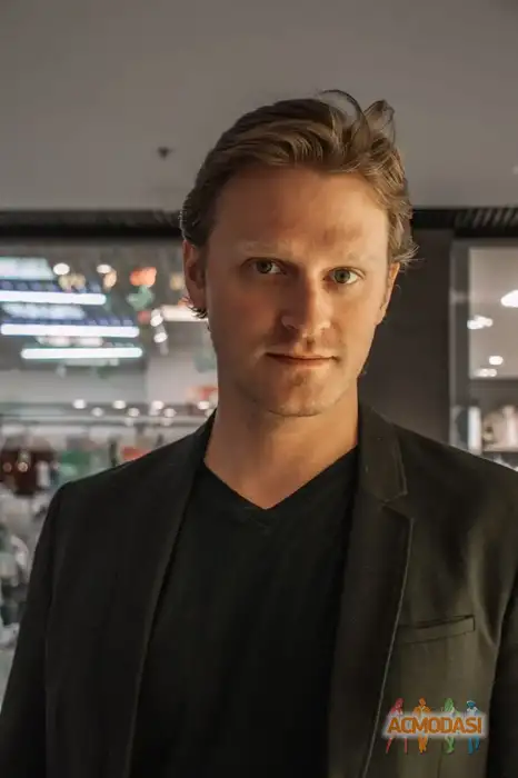 Виктор Сергеевич Харитонов фото №1938704. Загружено 14 Октября 2025