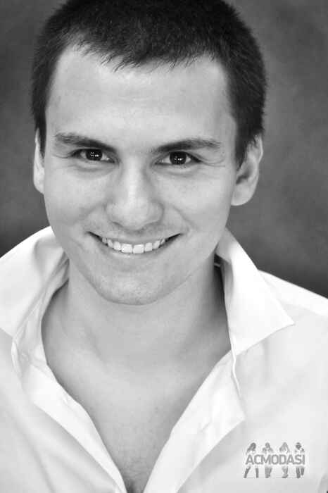 Адель  Зайнуллин фото №35631. Загружено 02 Мая 2011