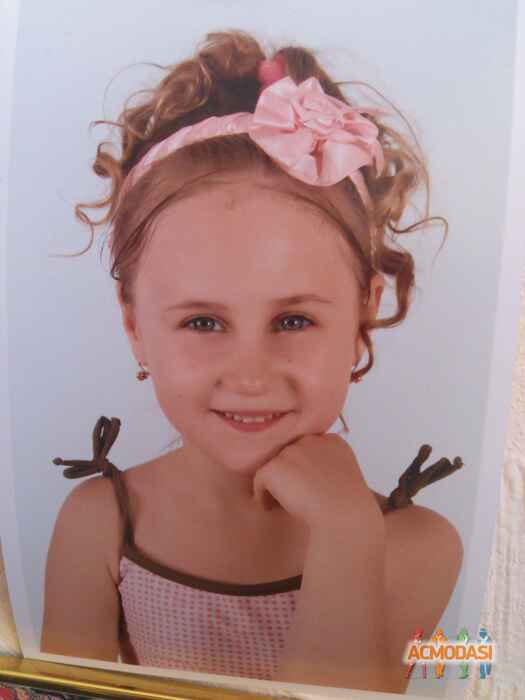 Яна  Ратушная фото №568682. Загружено 12 Января 2014