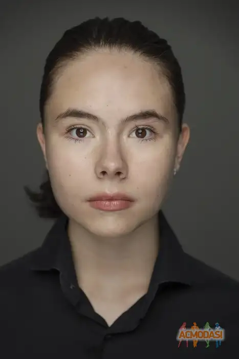 Полина   фото №1936565. Загружено 18 Сентября 2025