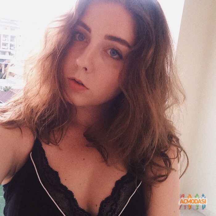 Ангелина Юрьевна Гурова фото №976909. Загружено 11 Января 2016