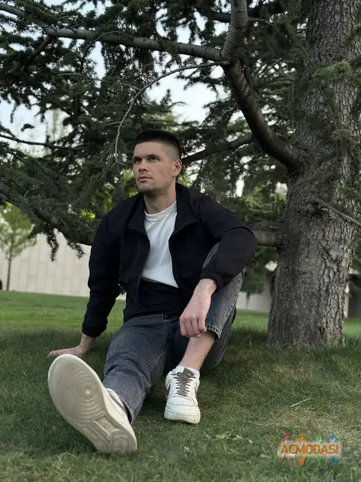 Максим  Гарькуша фото №1941659. Загружено 17 Ноября 2025