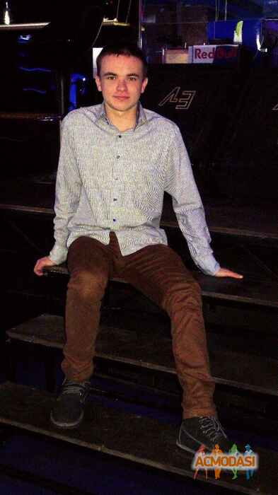 Руслан Дмитриевич Величко фото №1168076. Загружено 12 Апреля 2017