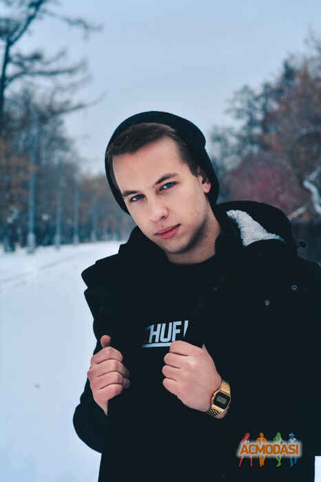 Илья   фото №956728. Загружено 18 Ноября 2015