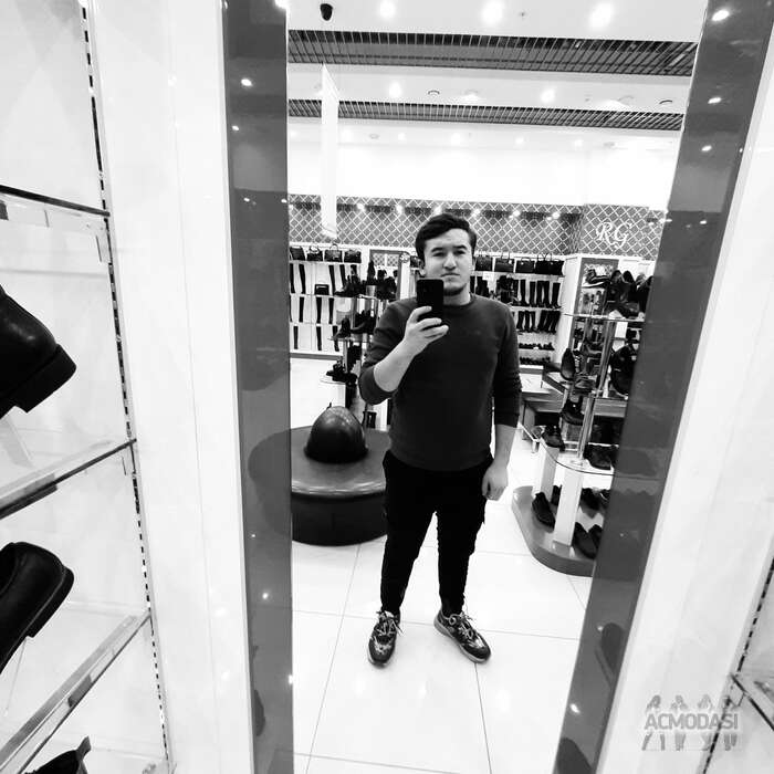 Голибджон  Ойев фото №1751441. Загружено 21 Октября 2021