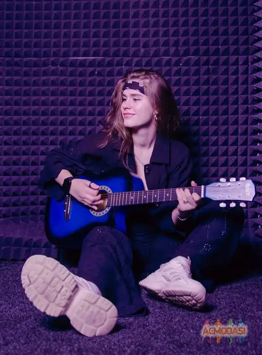 Алиса  Шмелева фото №1938973. Загружено 17 Октября 2025