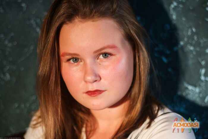 Диана Александровна Буракова фото №1455727. Загружено 09 Мая 2019