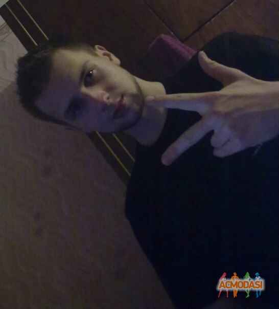 Макс   фото №883783. Загружено 08 Июля 2015