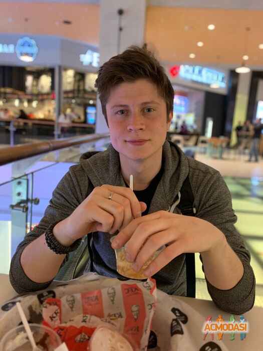 Рома Андреевич Ермаков фото №1470696. Загружено 06 Июня 2019