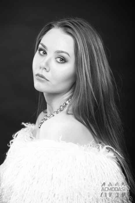 Yana   фото №831823. Загружено 08 Марта 2015
