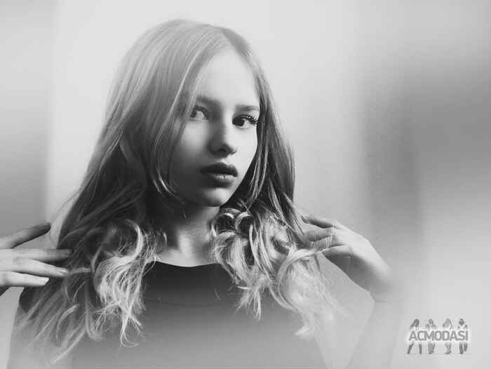 Snezhana  Емельянова фото №1192654. Загружено 21 Июня 2017
