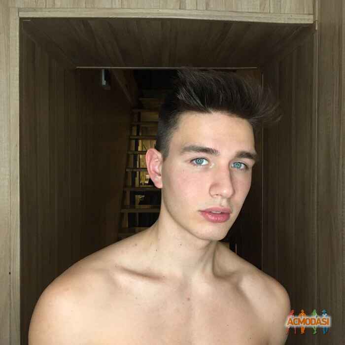 Олег Анатольевич Крылов фото №1566082. Загружено 01 Февраля 2020