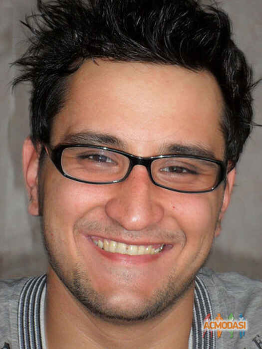 Динис Назирович Исмаков фото №137970. Загружено 26 Января 2012