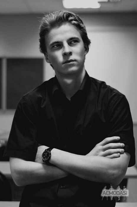 Всеволод Владимирович Петрыкин фото №104452. Загружено 14 Ноября 2011