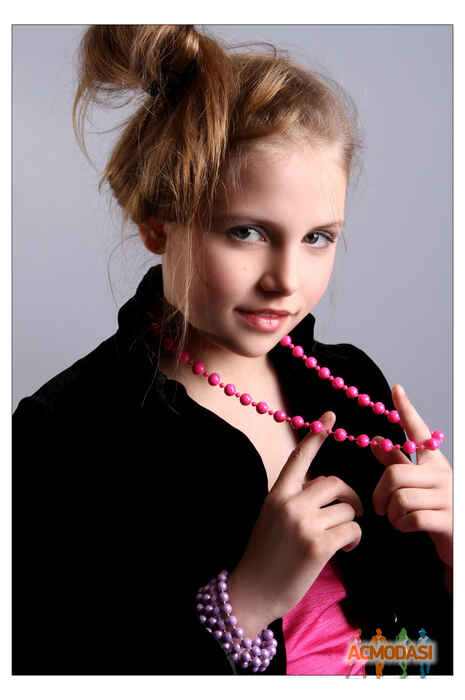 Арина Андреевна Ерёмина фото №299376. Загружено 28 Ноября 2012