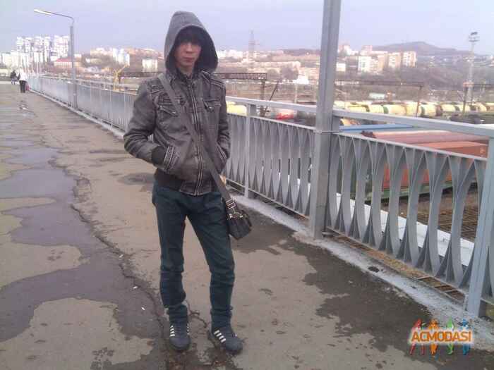 Роман  Холливел фото №830046. Загружено 04 Марта 2015