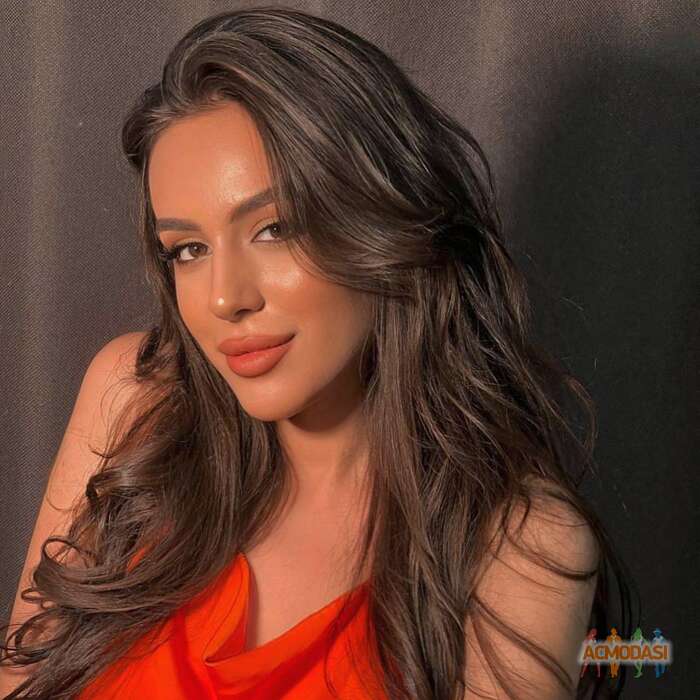 Камилла  Джаватова фото №1825003. Загружено 22 Октября 2022