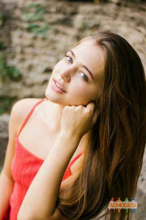 Злата Викторовна Вершинина фото №1476480. Загружено 24 Июня 2019