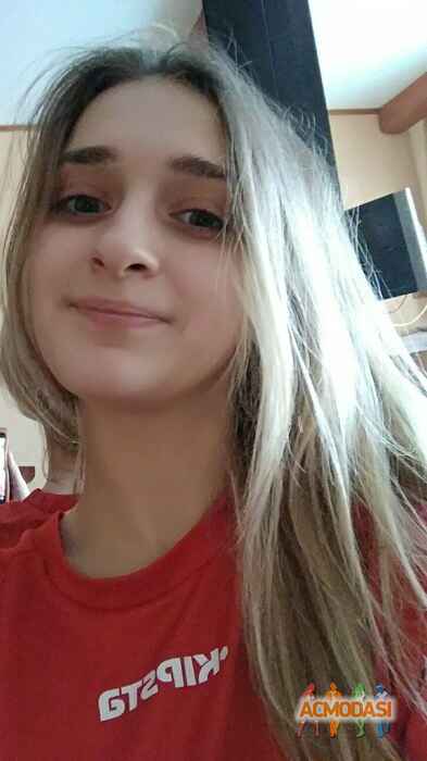 Карина Вячеславовна Шелякина фото №1560692. Загружено 17 Января 2020