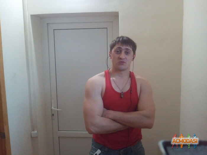 Ярослав Викторович Пилипенко фото №644686. Загружено 29 Апреля 2014