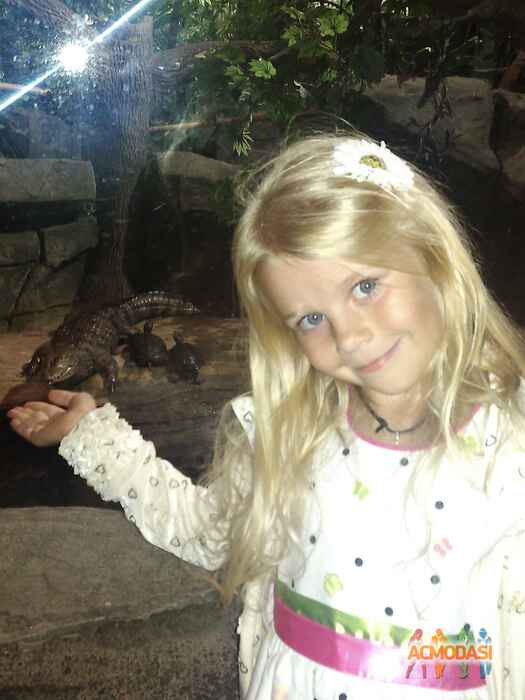 воронюк кристина сергеевна фото №556833. Загружено 22 Декабря 2013