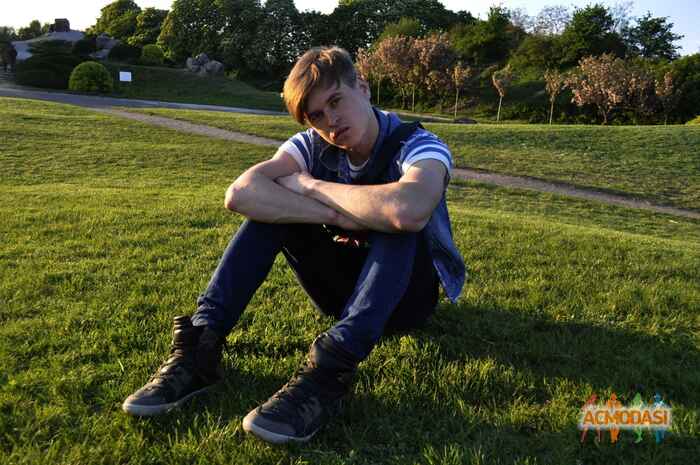 Олег   фото №707936. Загружено 12 Августа 2014