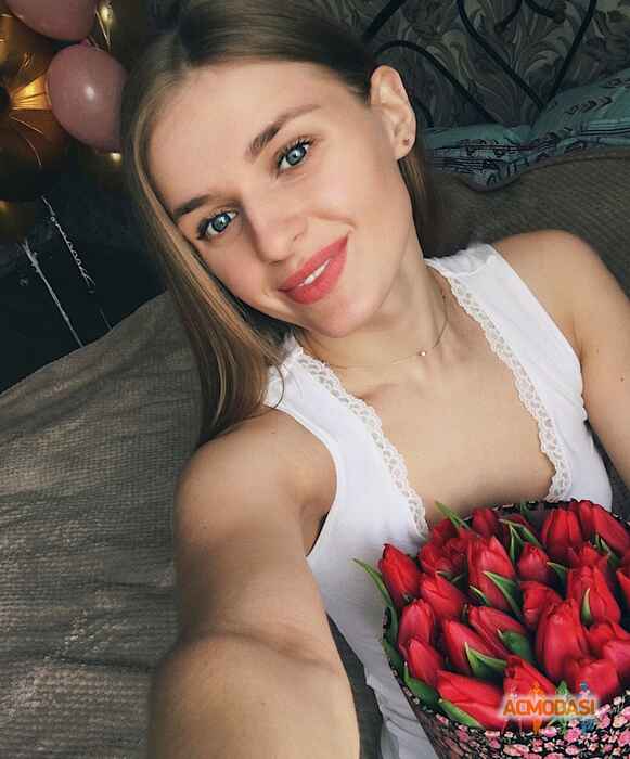 Юлия Владимировна Волошина фото №1269677. Загружено 05 Января 2018