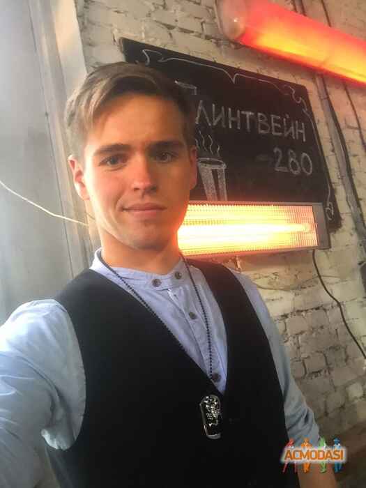 Влад Владимирович Момот фото №1094614. Загружено 09 Октября 2016