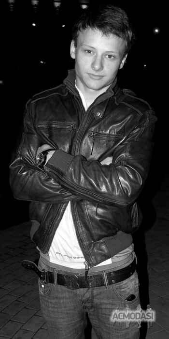 Роман Александрович Гаутьер фото №552149. Загружено 14 Декабря 2013