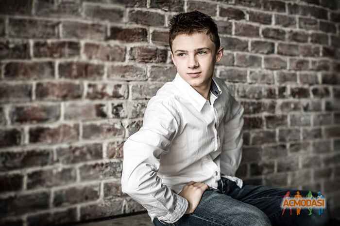 Виктор  Сергеевич фото №883881. Загружено 08 Июля 2015