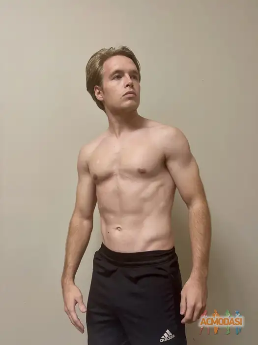 Евгений  Сироткин фото №1938877. Загружено 16 Октября 2025