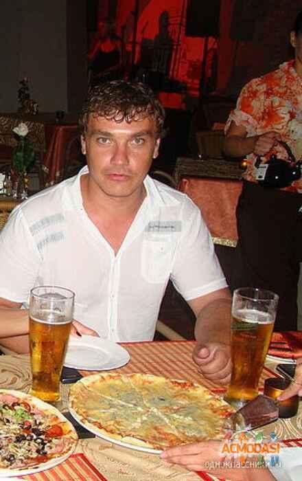 Виктор  Козютка фото №199220. Загружено 16 Мая 2012