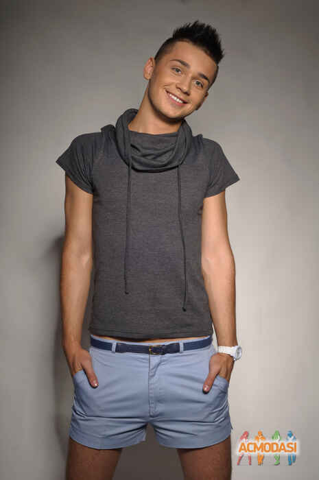 Олег  Романович фото №146110. Загружено 09 Февраля 2012