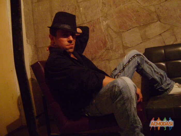 Роман Богданович Подоляк фото №148005. Загружено 12 Февраля 2012