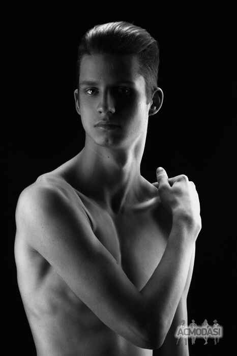 Дэвиццио Андреевич Трембач фото №1202964. Загружено 17 Июля 2017