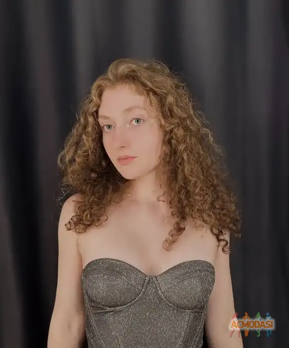 Фиона  Дементьева фото №1944203. Загружено 25 Декабря 2025