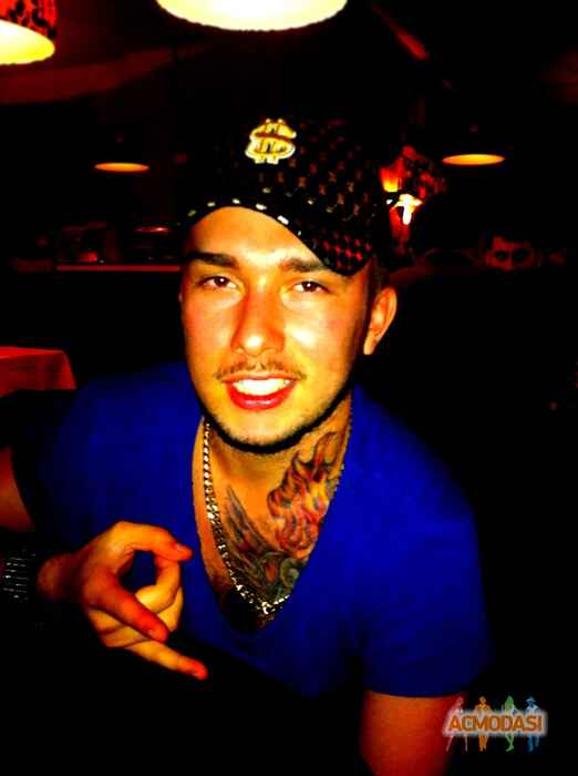 Максим Эдуардович Мирзоянц фото №142547. Загружено 03 Февраля 2012