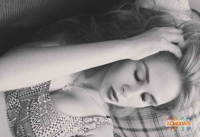 Юлия Максимовна Новичкова фото №1120771. Загружено 06 Декабря 2016