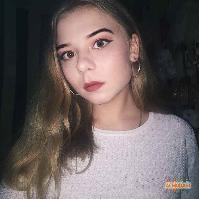 Настя Дмитриевна Степанова фото №1551193. Загружено 17 Декабря 2019