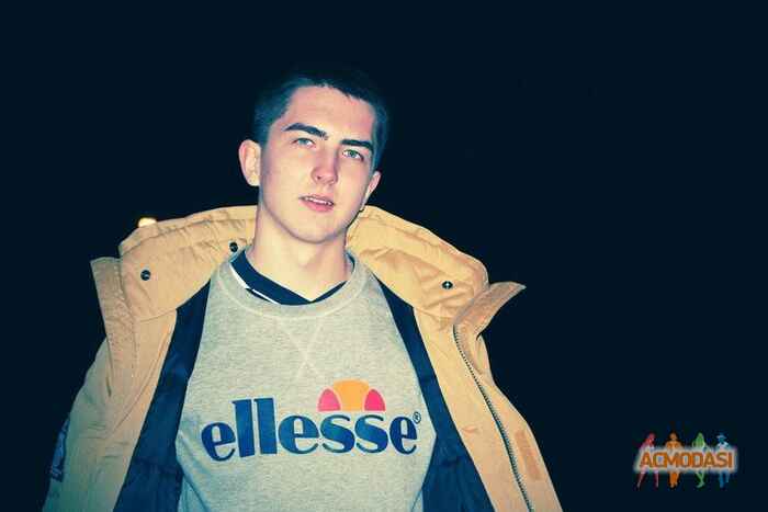 Лизин Владислав Евгеньевич фото №931418. Загружено 05 Октября 2015