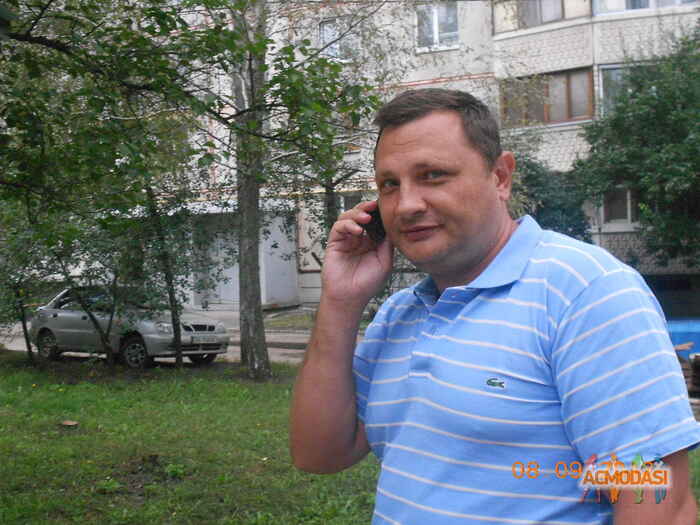 Юра Дмитриевич Бескоровайный фото №267423. Загружено 08 Октября 2012