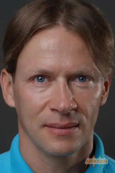 Роман  Коваленко фото №1939292. Загружено 22 Октября 2025