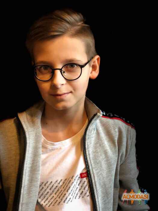 Роман   фото №1463289. Загружено 22 Мая 2019